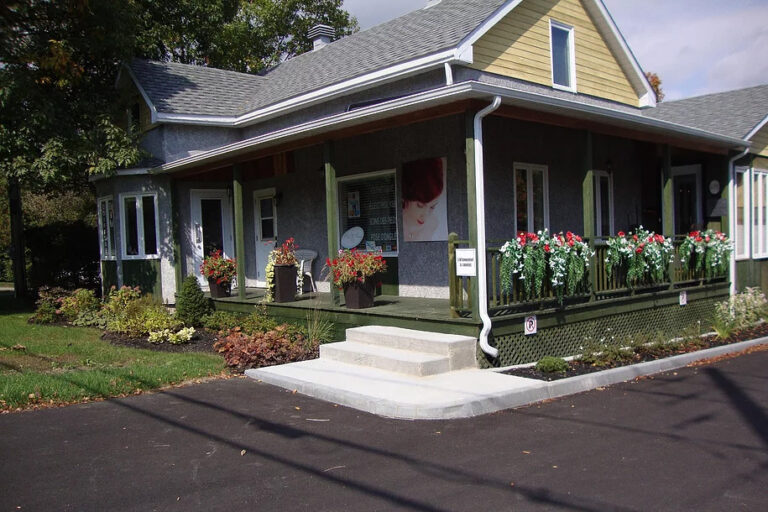 beaute mona 01 768x512