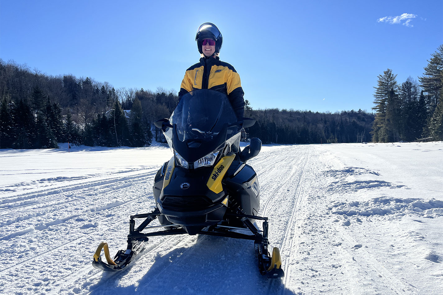 aventure plein air skidoo
